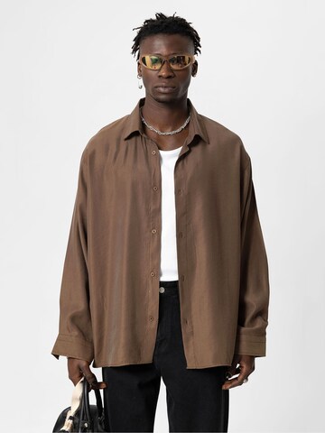 VAMOS CLO Button Up Shirt 'Oceanside' in Brown: front