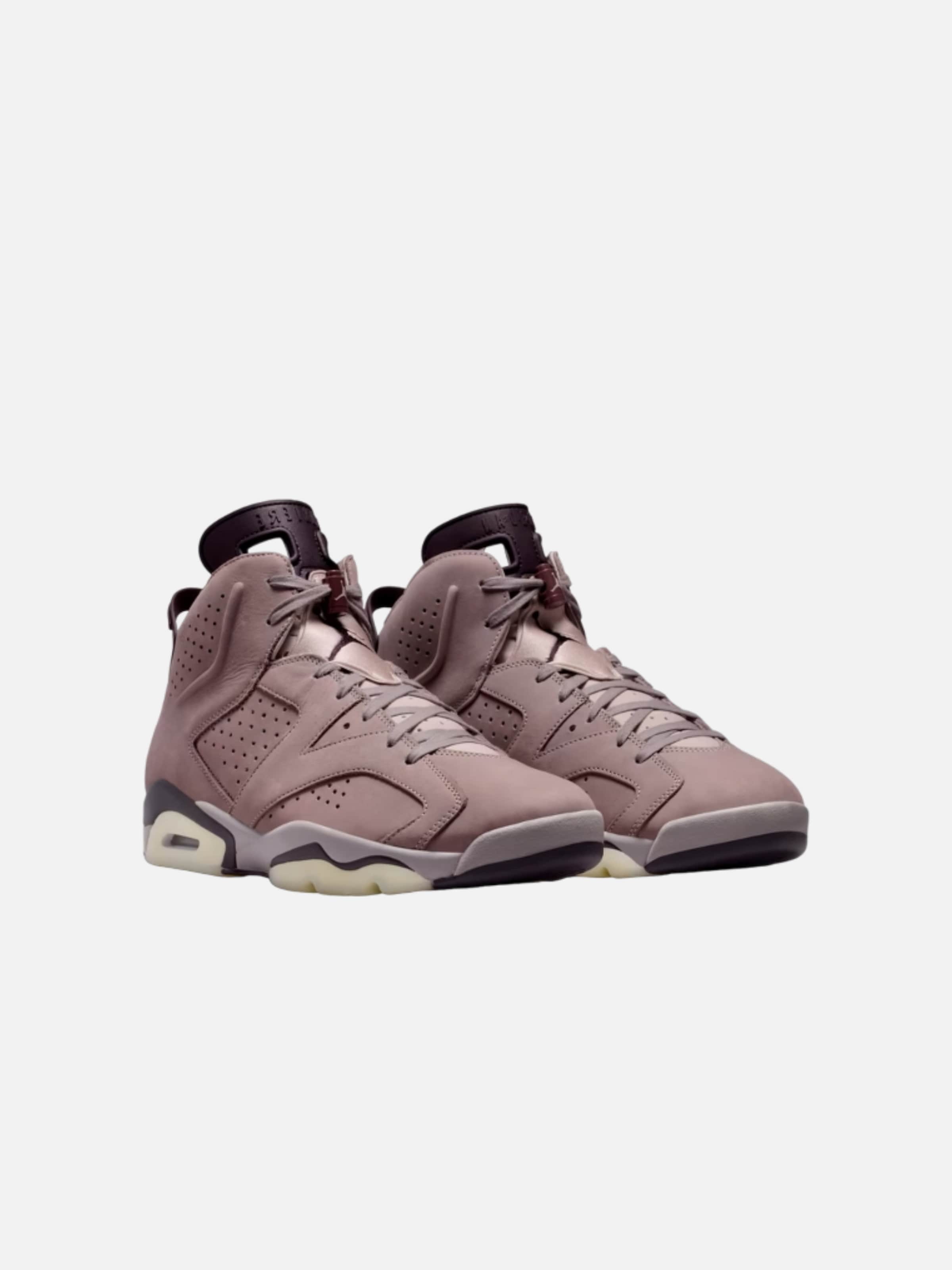 Sneaker alta 'Jordan 6 Retro A Ma Maniére Smokey Mauve' di Jordan in marrone