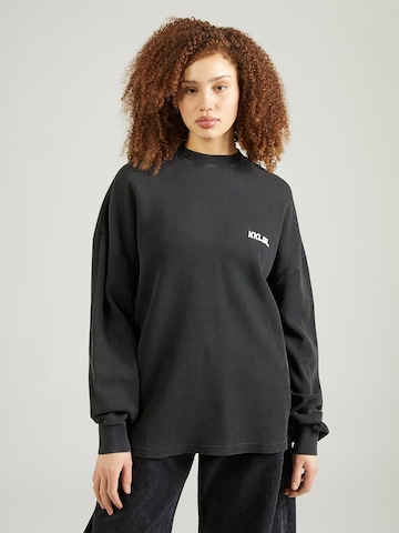 T-shirt oversize Karo Kauer en gris : devant
