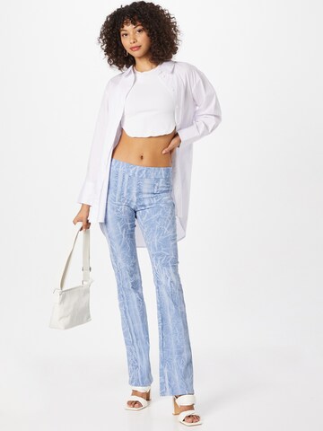 WEEKDAY Regular Trousers in Blue