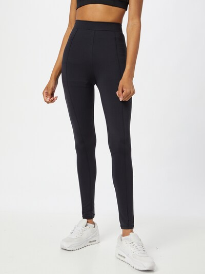 NU-IN Sporthose in schwarz, Modelansicht