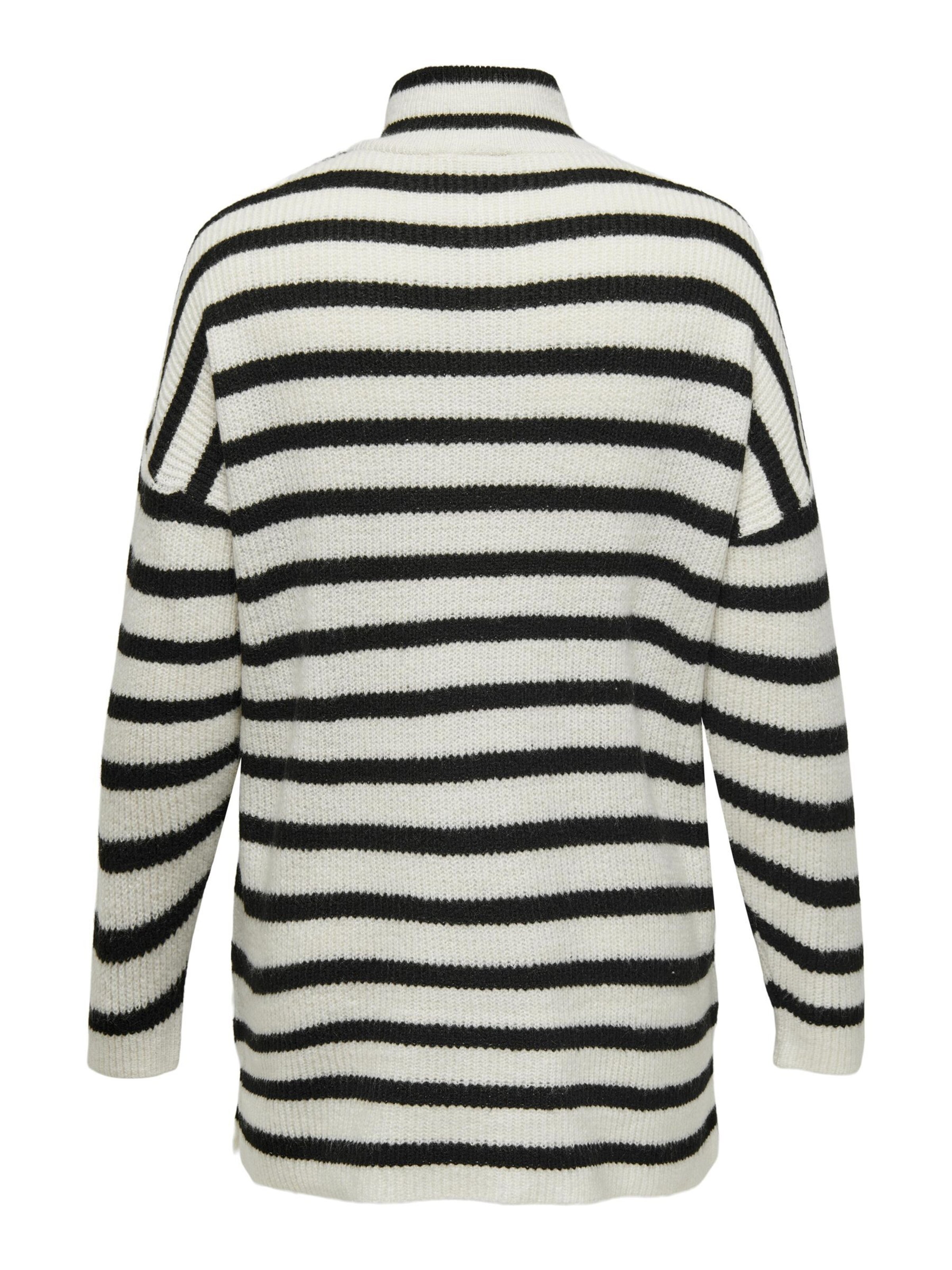 Pullover di ONLY Carmakoma in bianco