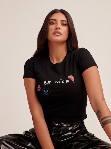 T-shirt 'Allie' ABOUT YOU x Antonia en noir : devant