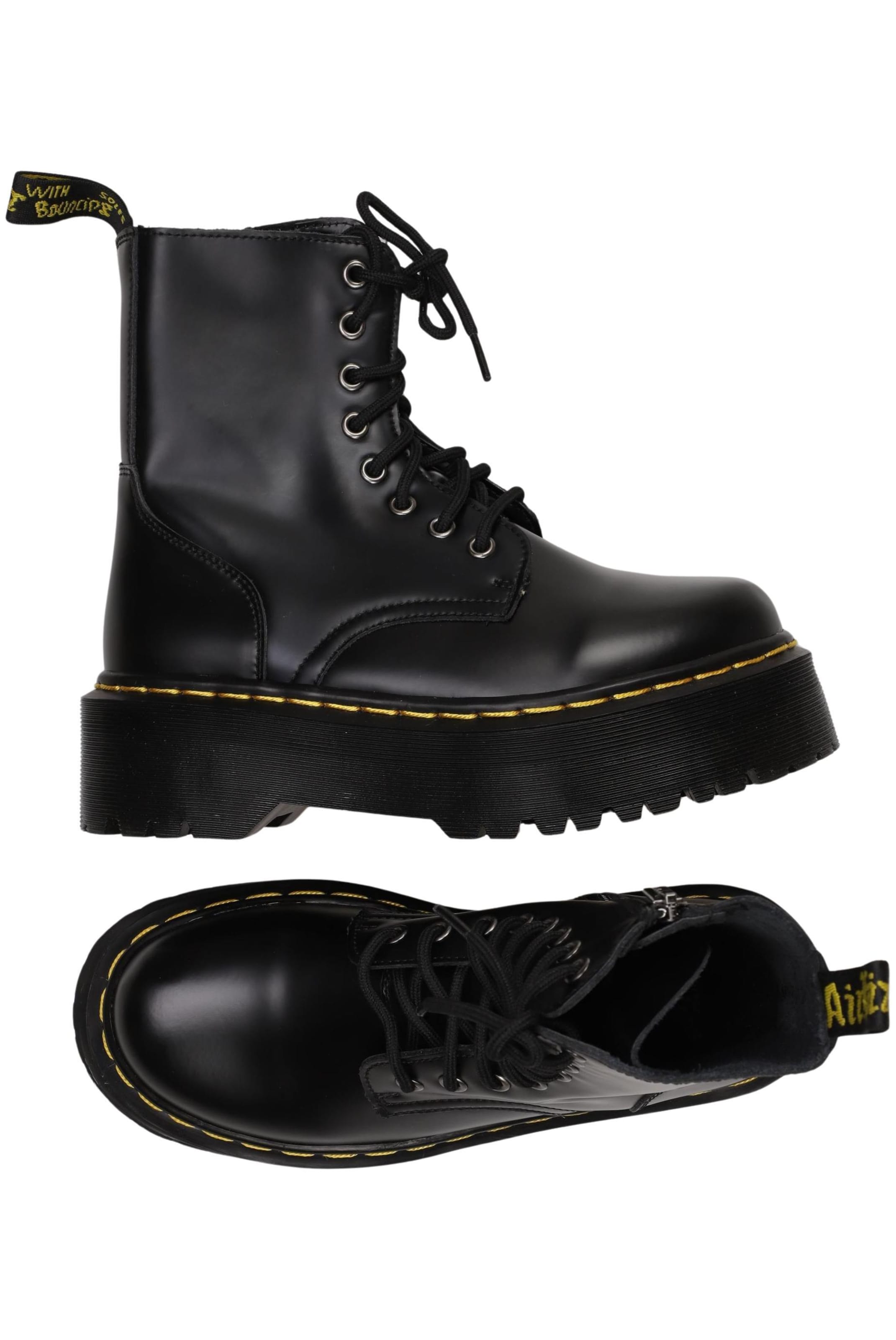 Dr. Martens Dress Boots in 39 in Black: front