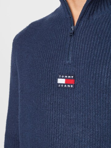 Pull-over Tommy Jeans en bleu