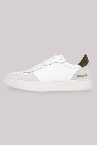 CAMP DAVID Sneakers in White