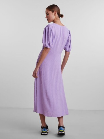 PIECES - Vestido de verano 'Vivi' en lila