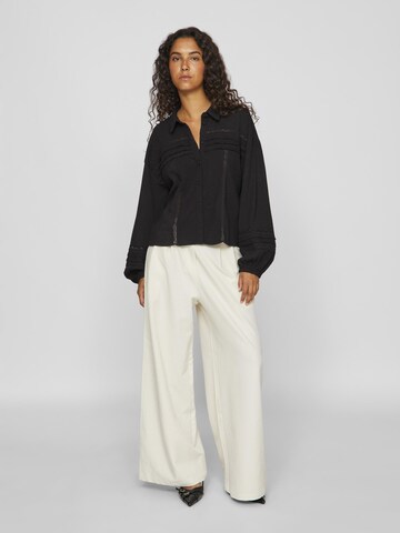VILA Blouse in Black
