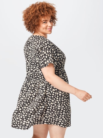 Robe 'Polly' ABOUT YOU Curvy en noir