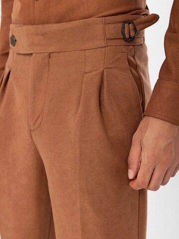 regular Pantaloni di Antioch in marrone