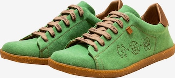 EL NATURALISTA Sneakers in Green