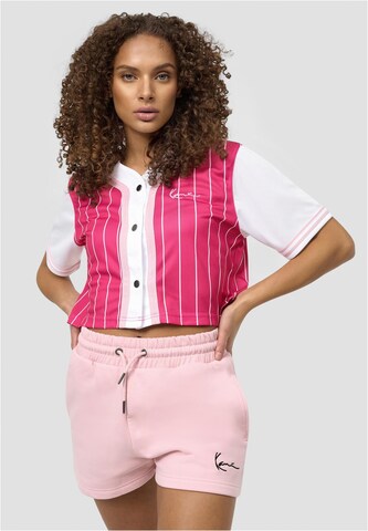 Karl Kani Shirt in Roze: voorkant