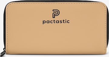 Pactastic Wallet 'Urban Collection ' in Brown: front