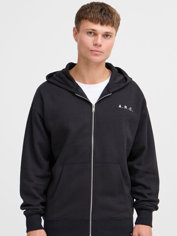Veste de survêtement 'Henne' !Solid en noir : devant