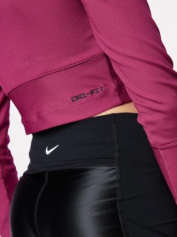 Nike Sportswear Shirt in Roze