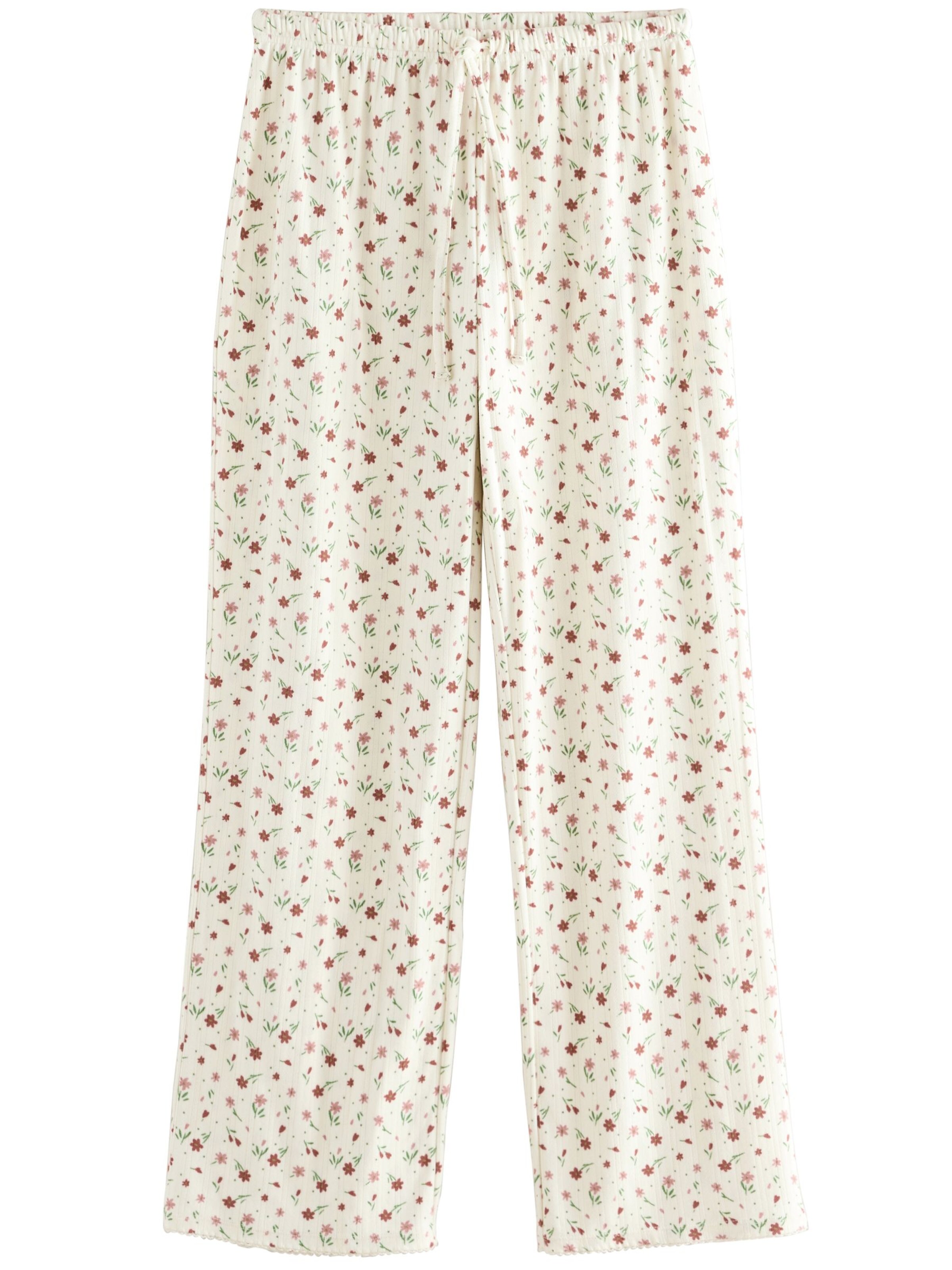 Next Pyjama värissä beige