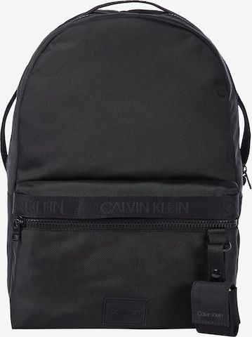 Calvin Klein Cityrucksack in Schwarz: front