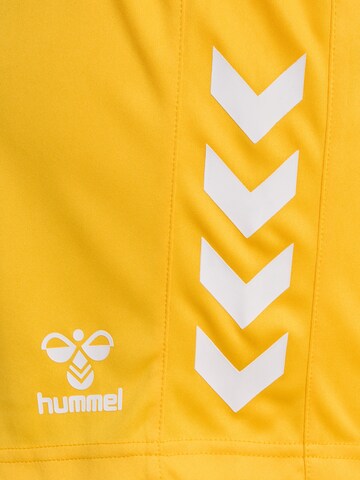 Hummel Regular Sportbroek in Geel