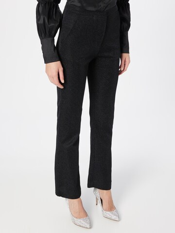 Flared Pantaloni 'COURTNEY' di Rut & Circle in nero: frontale