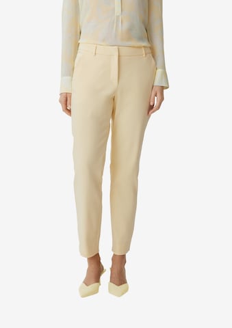 COMMA Slim fit Chino Pants in Yellow: front