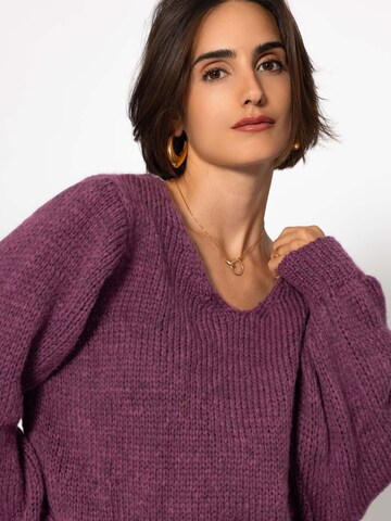 SASSYCLASSY Oversized Sweater in Purple