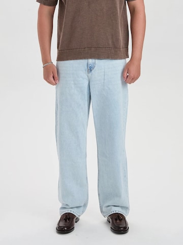 Loosefit Jean 'DXHector Relaxed Fit Jeans Light Blue' Dxnmxrk en bleu : devant