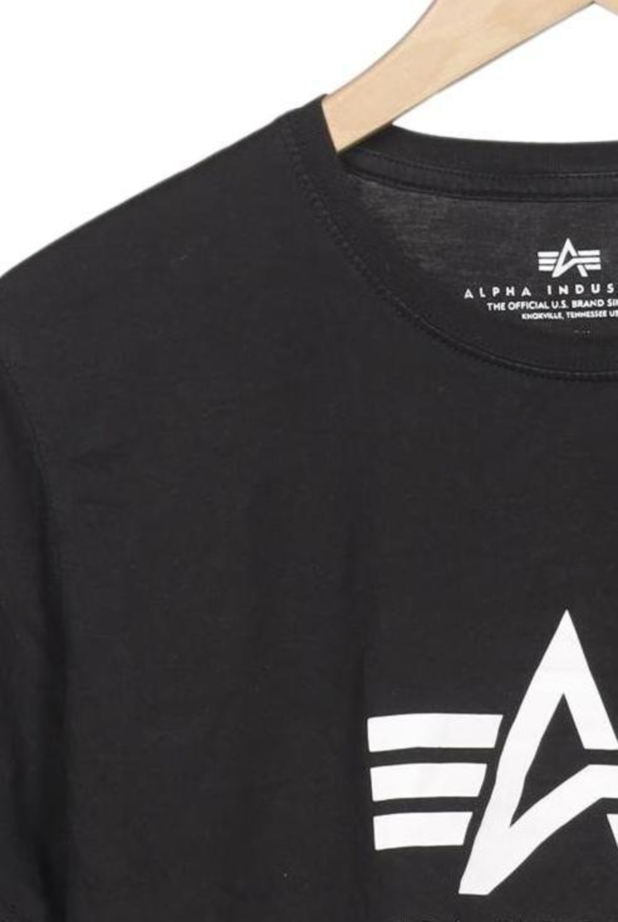 ALPHA INDUSTRIES Shirt in M in Black