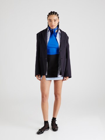 Top 'Liz' di Rebirth Studios in blu