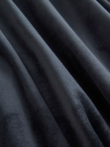 Next Kleid in Schwarz