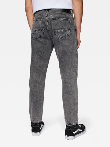 Mavi Tapered Jeans ' MILAN ' in Grau