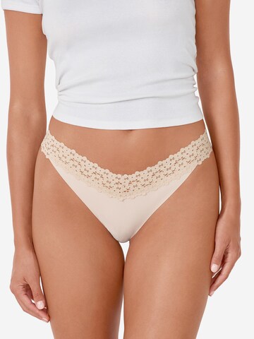 ETAM String 'Wish' in Beige: voorkant
