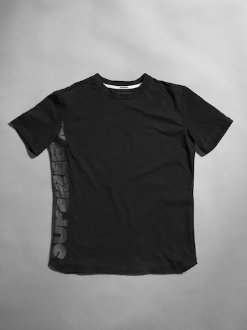 SUPERREBEL® GEAR Shirt 'MARLON' in Schwarz