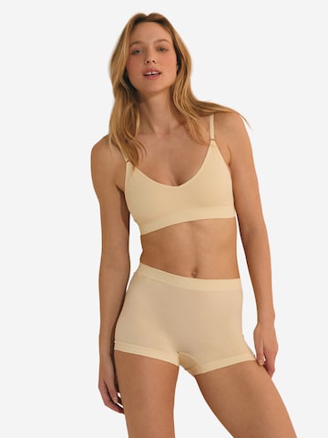 Culotte 'Amande' ETAM en beige