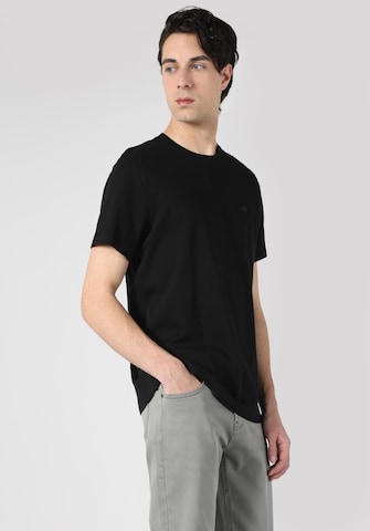 Colin's Shirt in Zwart