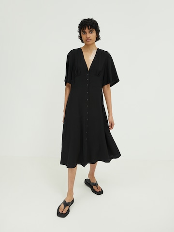 EDITED - Vestido 'Vera' em preto: frente