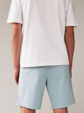 regular Pantaloni chino di Next in blu