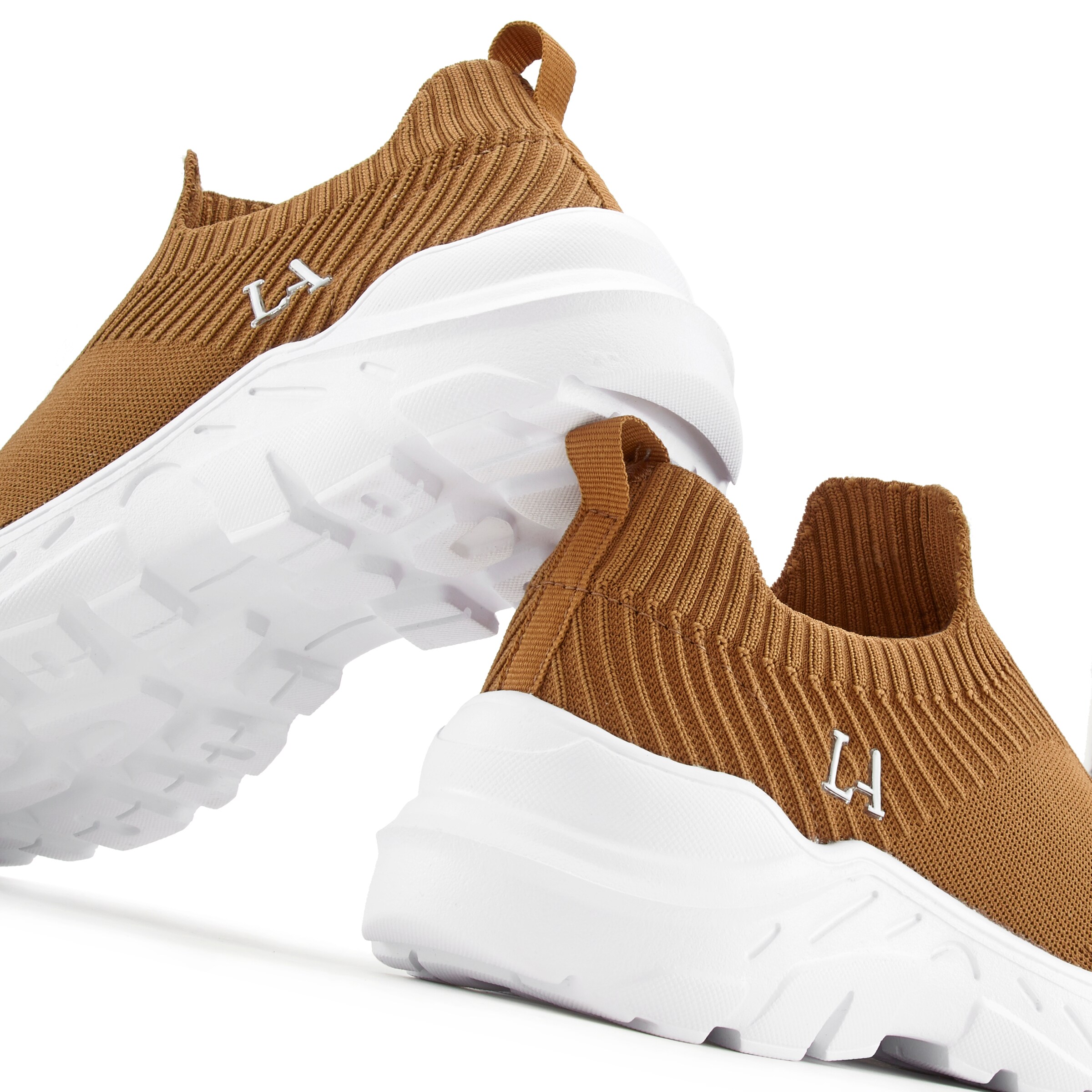 LASCANA Slip-on in Brown