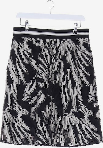 Schumacher Skirt in M in Black: front