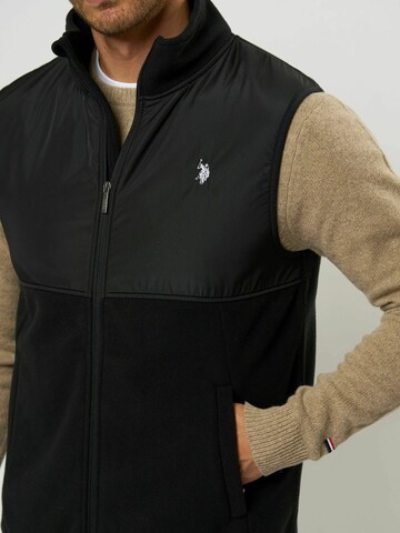 U.S. POLO ASSN. Liivi 'Bera' värissä musta