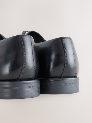 Next - Zapatos con cordón en negro