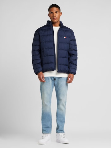 Tommy Jeans Tussenjas in Blauw