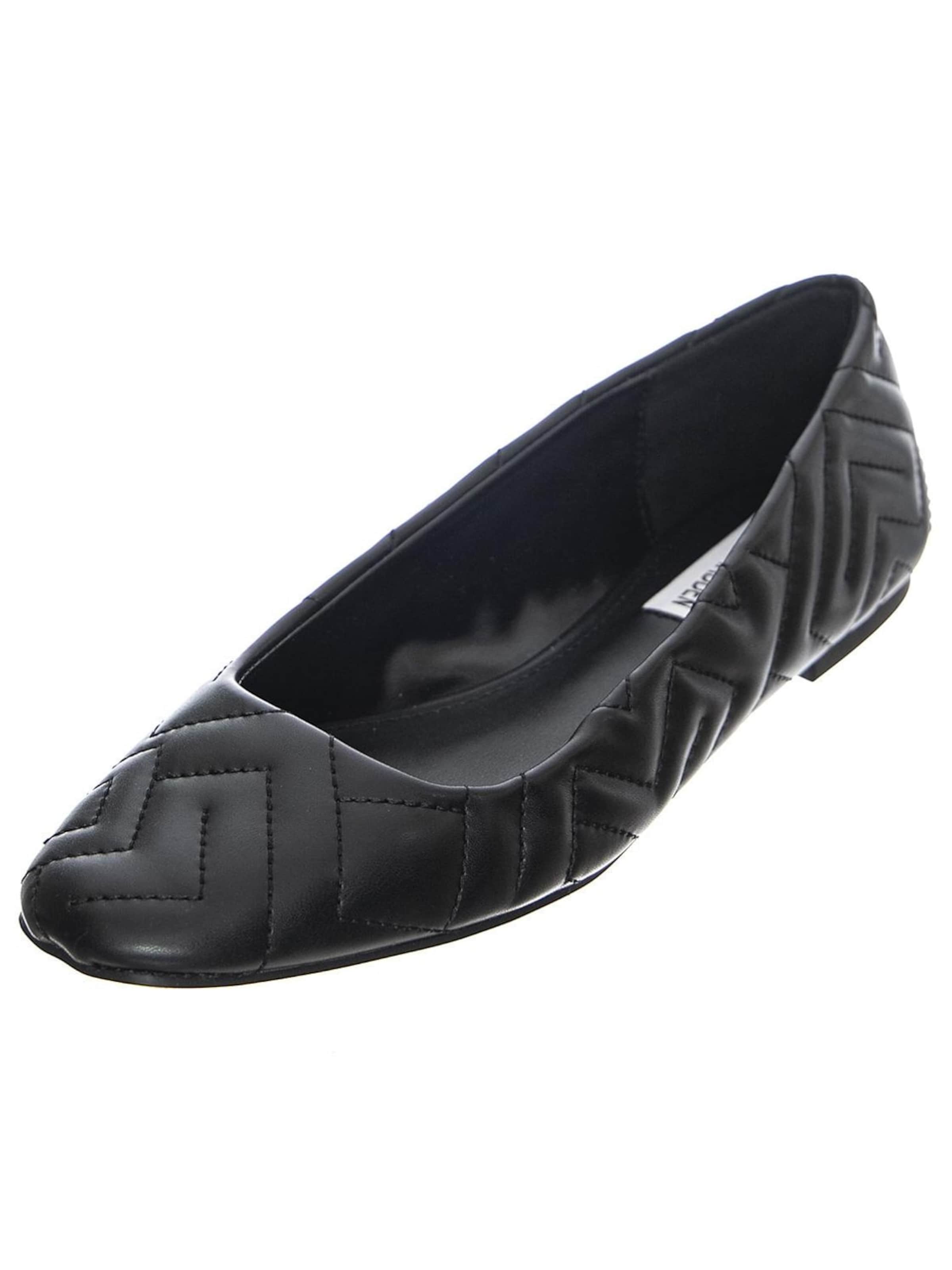 STEVE MADDEN Ballerinasko 'Qupid' i sort: forside