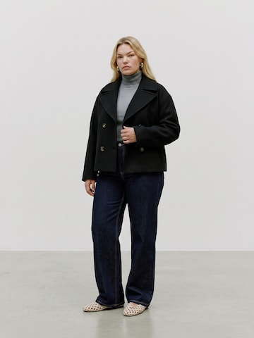 Giacca di mezza stagione 'VMCVinceline' di Vero Moda Curve in nero