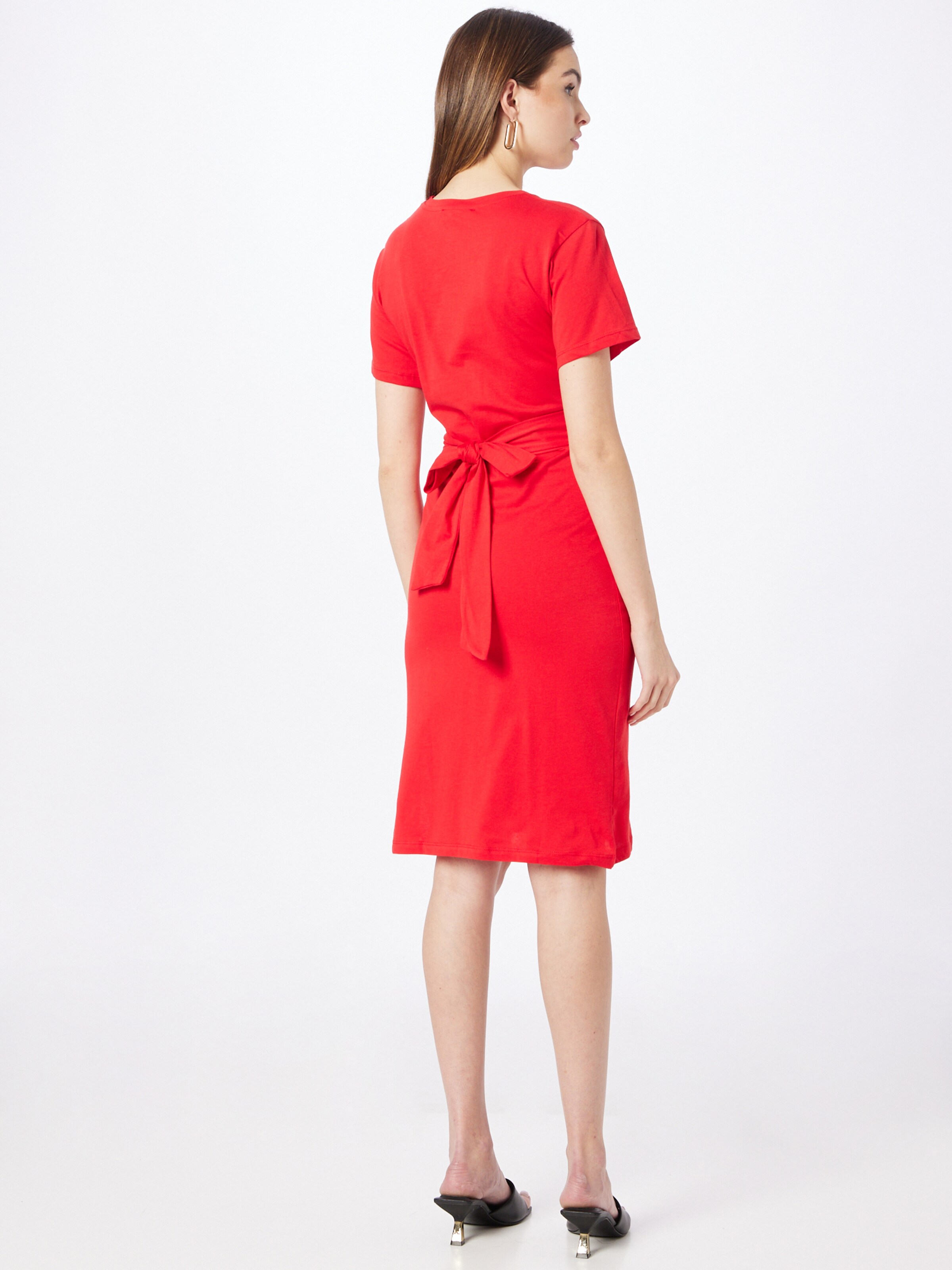 Frauen Kleider Trendyol Kleid in Rot - ZJ65927 Frauen Kleider Trendyol Kleid in Rot - ZJ65927