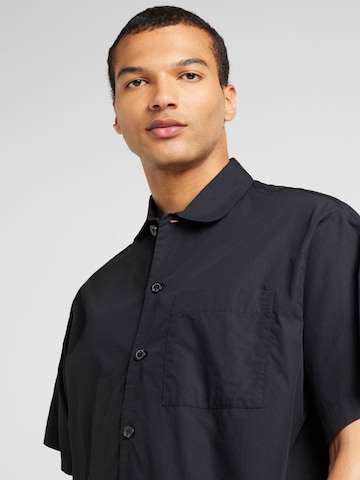 SELECTED Comfort Fit Skjorte 'SLHBOXY' i sort