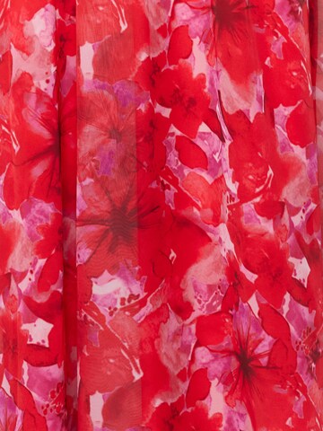 Rochie de seară de la Trendyol pe roșu