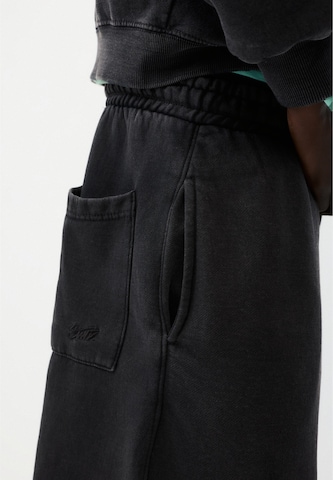 Pull&Bear Baggy Byxa 'STWD' i svart