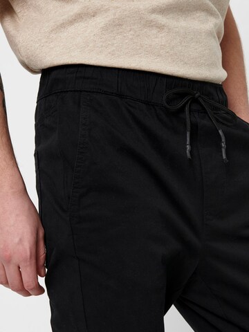 Only & Sons - Tapered Calças 'Linus' em preto