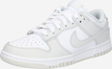 Baskets basses 'DUNK LOW' Nike Sportswear en blanc : devant