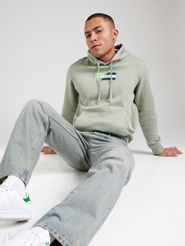 Sweat-shirt 'JJECorp' JACK & JONES en vert